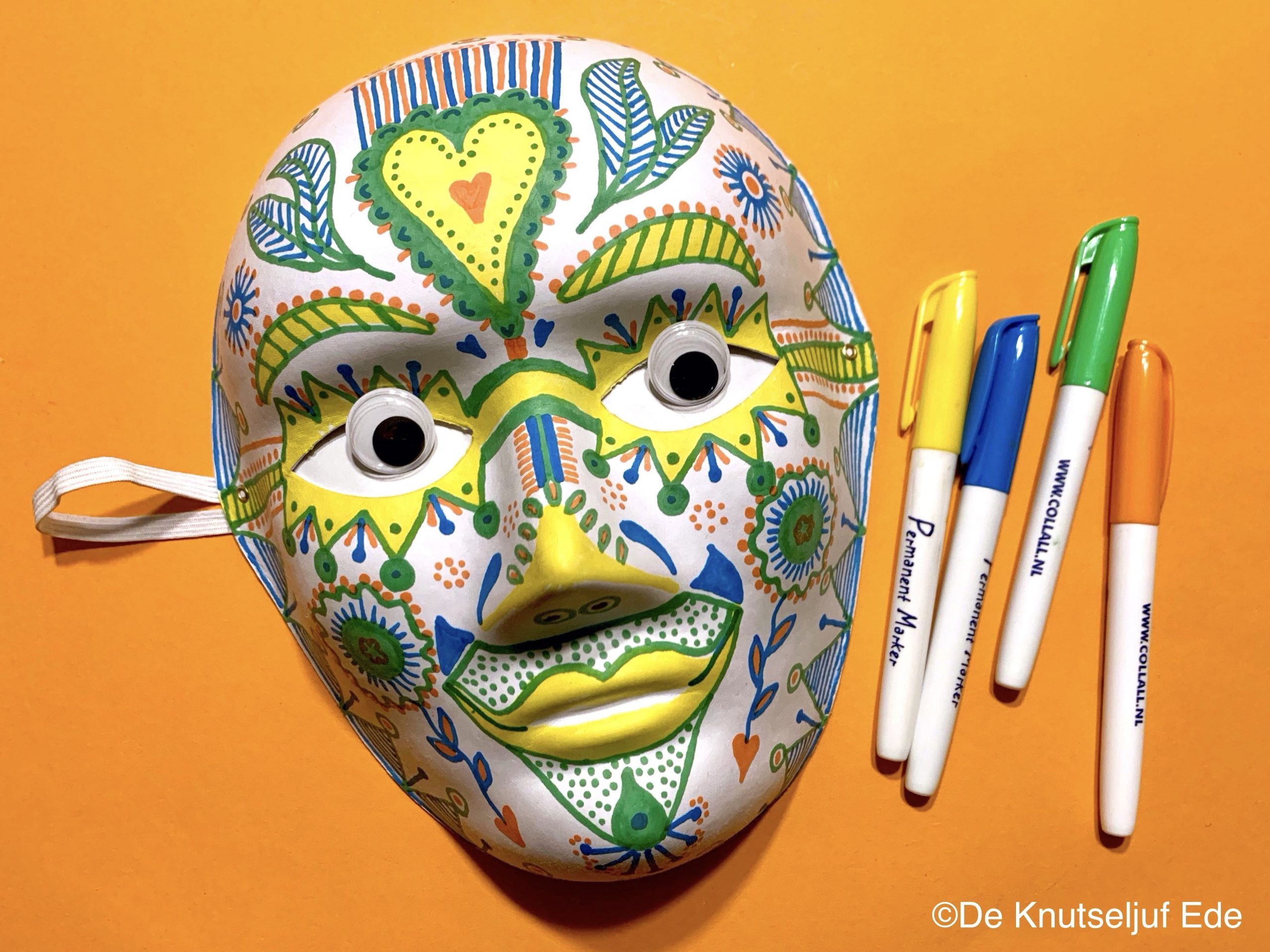 Minder dan bladzijde Gloed Papier-maché masker versieren » Crea met kids
